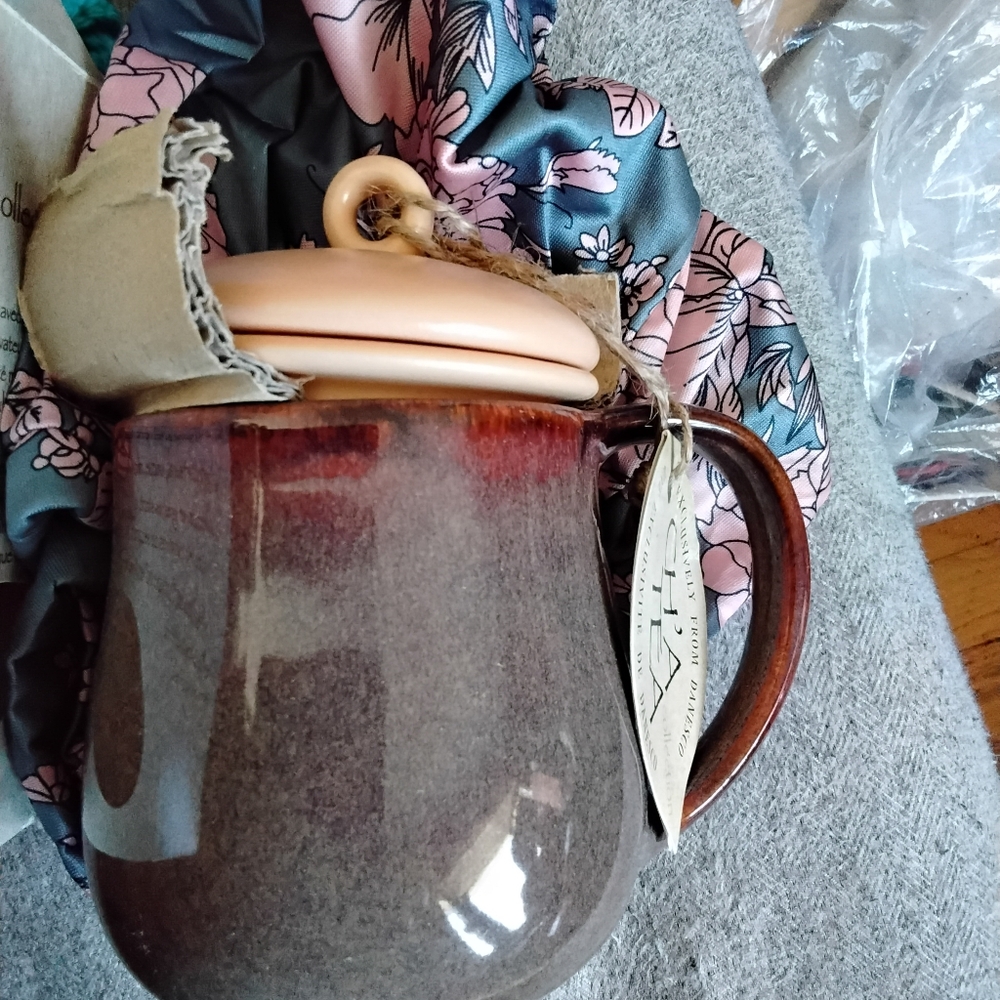 Elegant Brown and Cream Mug